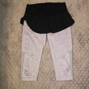 Lulu lemon cropped leggings with a skirt